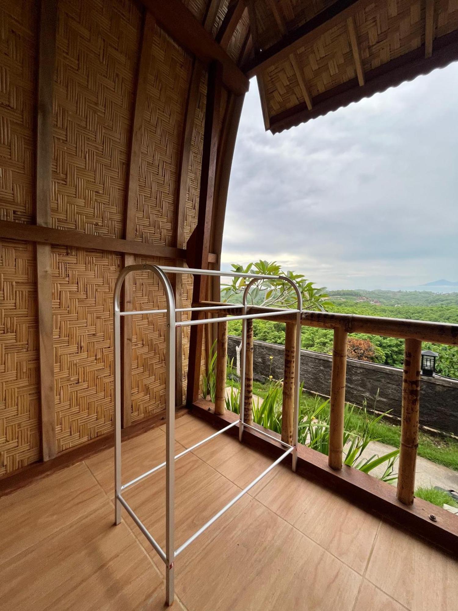 D Sebuluh Bungalow Batumadeg Pokoj fotografie